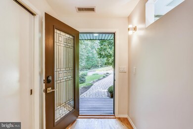 120 Springbrook Dr, Silver Spring, MD 20904 - photo 4