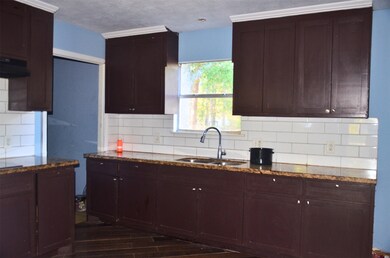 161 Woodman Dr, Cleveland, TX 77328 - photo 7