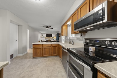 2053 Stancrest Rd, Dublin, OH 43016 - photo 7