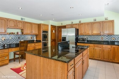 2320 Periwinkle Ln unit IV, Algonquin, IL 60102 - photo 4