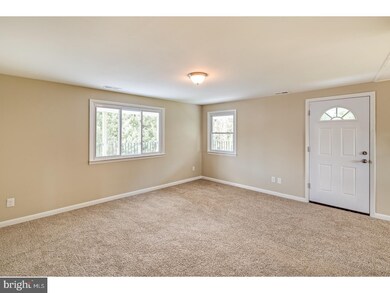 22 E Taunton Ave unit 3, Berlin, NJ 08009 - photo 4