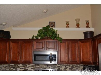 43 Faith Hill Dr, Flat Rock, NC 28731 - photo 7