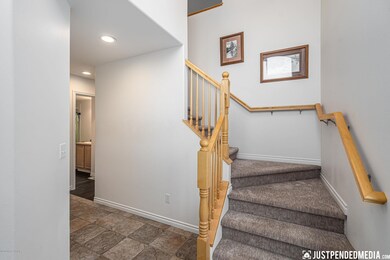 Entry - Stairs Up