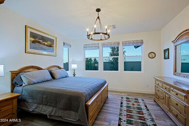 Master Bedroom 1 (2)