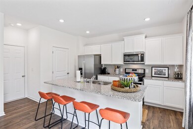 218 Fox Den Cir, Dalton, GA 30721 - photo 5