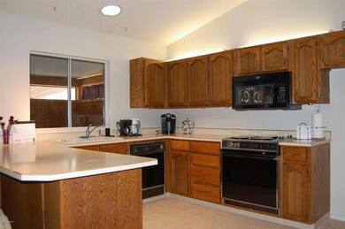 Kitchen2