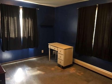 1880 Chatterson Bedroom3