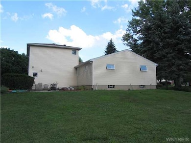 Exterior Back