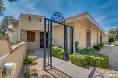 10470 W Palmeras Dr, Sun City, AZ 85373 - photo 2