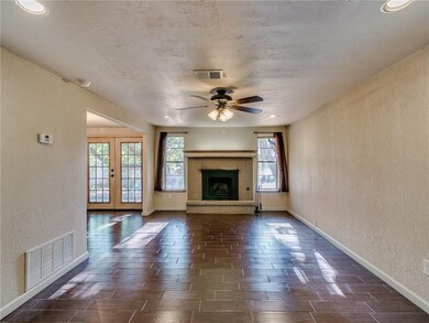 1004 Lapwing Rd, Edmond, OK 73003 - photo 7