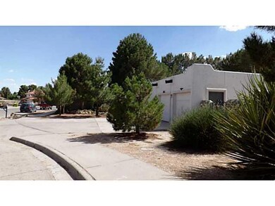 425 Linger Ln, Horizon City, TX 79928 - photo 4