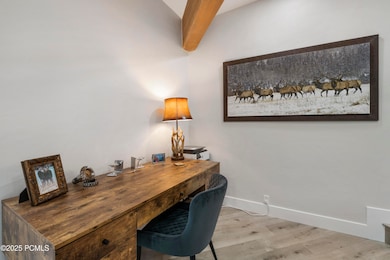 2510DeerValleyDR-E (11)