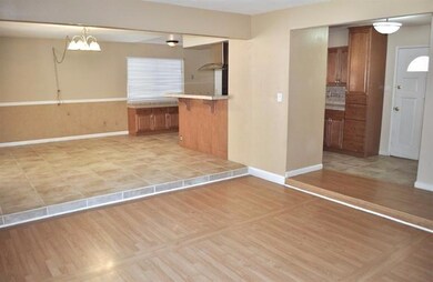 3849 N Stanford Ave, Fresno, CA 93727 - photo 7