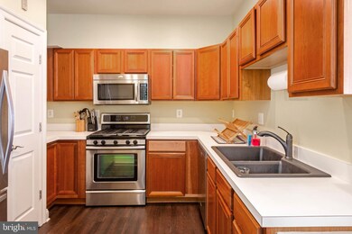 46356 Pryor Square, Sterling, VA 20165 - photo 7