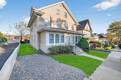 17 Mount Joy Place, New Rochelle, NY 10801 - photo 2