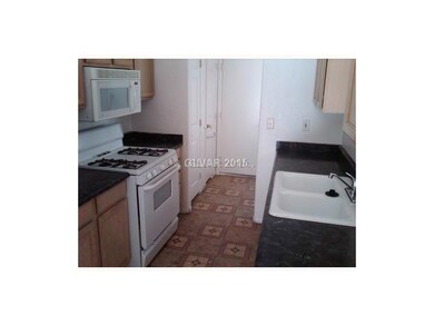 2959 N Gateway Rd unit None, Las Vegas, NV 89115 - photo 2