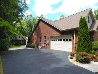 123 Ridgeline Dr, Crossville, TN 38571 - photo 4