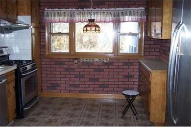 26 Bay State Rd, Quincy, MA 02171 - photo 2