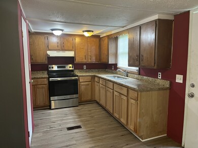 632 Peyton Rd, Lebanon, TN 37087 - photo 5