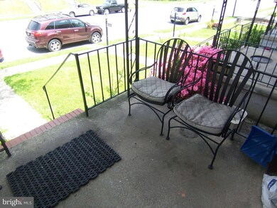 1005 Circle Dr, Halethorpe, MD 21227 - photo 5