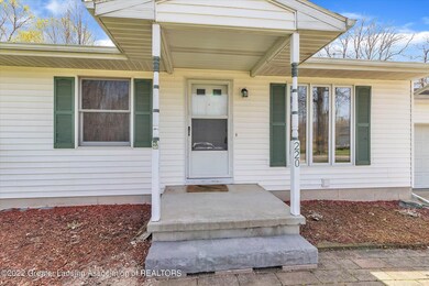 05-220-Union-St-WindowStill-Real-Estate-