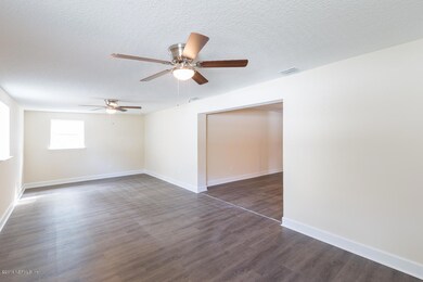 569 Laurina St, Jacksonville, FL 32216 - photo 6