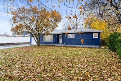 81 Spencerport Rd, Rochester, NY 14606 - photo 2