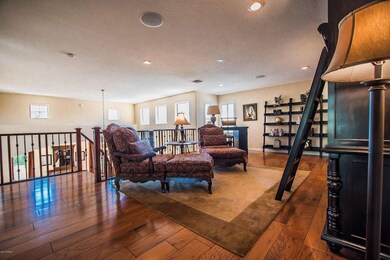 31%20-%20Upstairs%20Loft