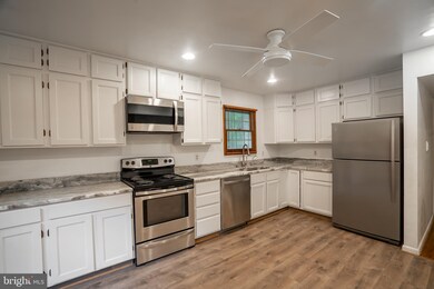 9023 Megan Cir, Owings, MD 20736 - photo 5