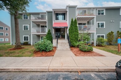 3 Post Oak Ln unit 4, Natick, MA 01760 - photo 2