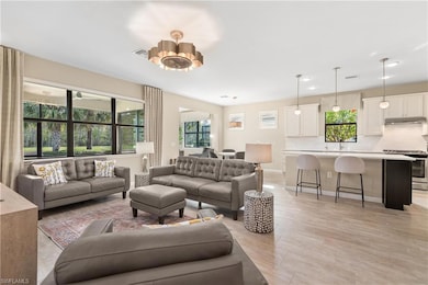 7370 Mockingbird Ct, Naples, FL 34114 - photo 3