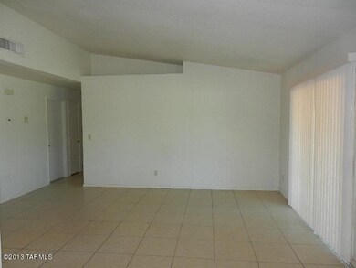 921 N Solar Place, Vail, AZ 85641 - photo 6