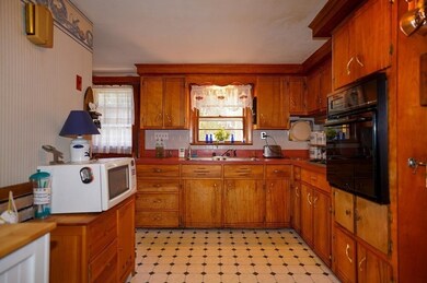 15 Overdale Pkwy, Hopedale, MA 01747 - photo 4