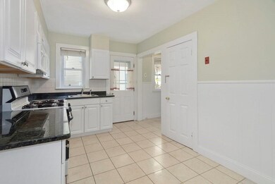 81 Lasell St, West Roxbury, MA 02132 - photo 7