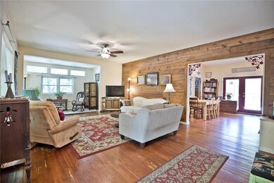 317 E Huntsville Rd, Fayetteville, AR 72701 - photo 3