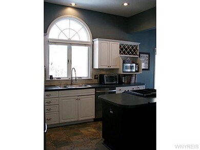Kitchen. This gourmet kitchen has loads of big win