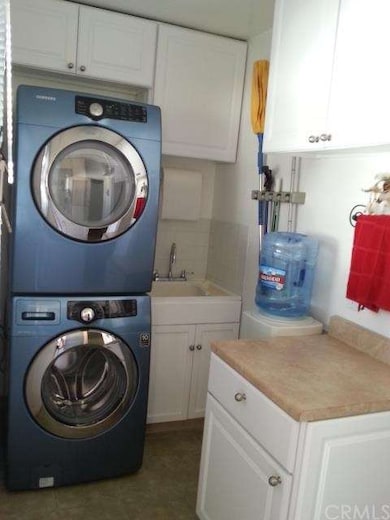 3323 Eckleson St, Lakewood, CA 90712 - photo 3