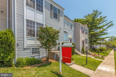 13834 Fount Beattie Ct, Centreville, VA 20121 - photo 5