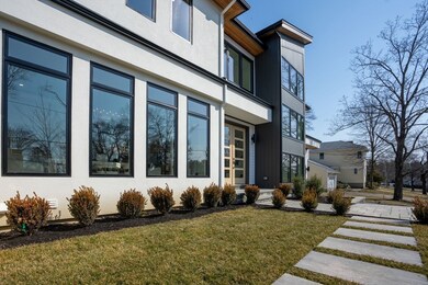 29 Westgate Rd, Newton Center, MA 02459 - photo 2