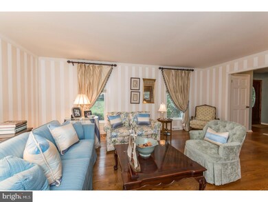 301 Sandcastle Ln, Bryn Mawr, PA 19010 - photo 7