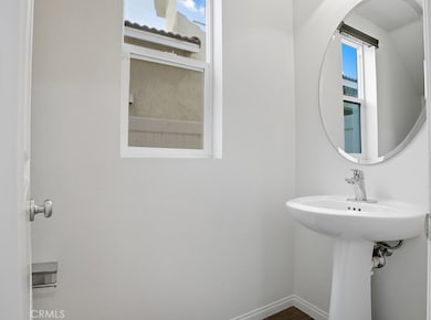 26906 Trestles Dr, Canyon Country, CA 91351 - photo 7