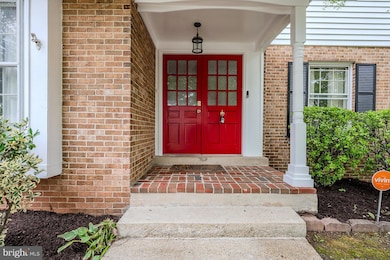 9256 Stonewall Ct, Manassas, VA 20110 - photo 6