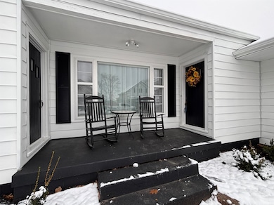 704 N 9th St, Vincennes, IN 47591 - photo 3