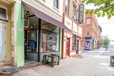 197 Lark St, Albany, NY 12210 - photo 4