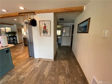 1290 E Island View Rd, Grapeview, WA 98546 - photo 6