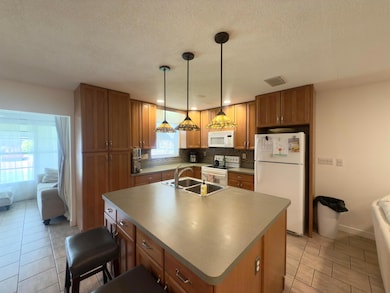 1177 S Drive Cir unit C, Delray Beach, FL 33445 - photo 3