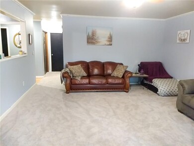 8 Arnold Ln, Bella Vista, AR 72715 - photo 2