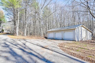 977 Hurricane Mountain Rd, Bartlett, NH 03812 - photo 6