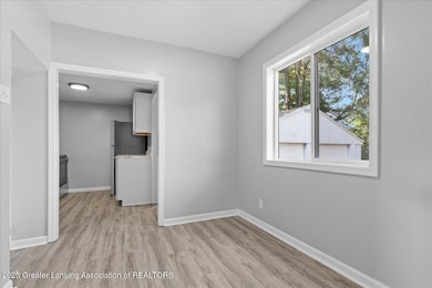 3312 Pleasant Grove Rd, Lansing, MI 48910 - photo 4