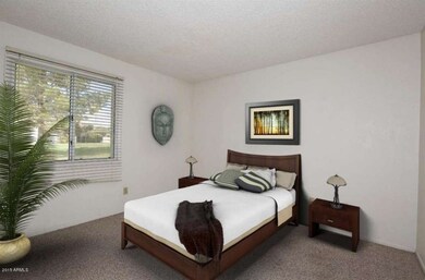 Guest Bedroom (2)
